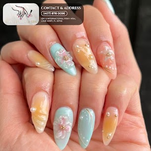 Elegant nude nail set